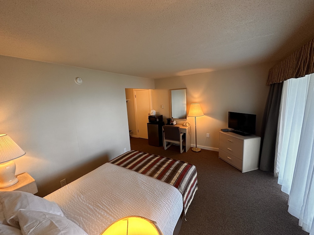 Astoria Crest Motel