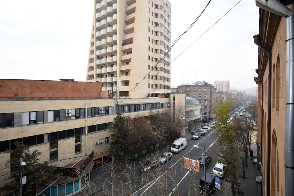 Apartment on Vardananc street