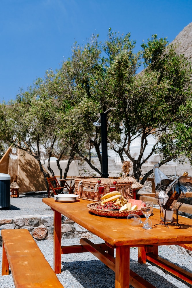Rock Villas - Emporio | Pool, Jacuzzi, Castle View