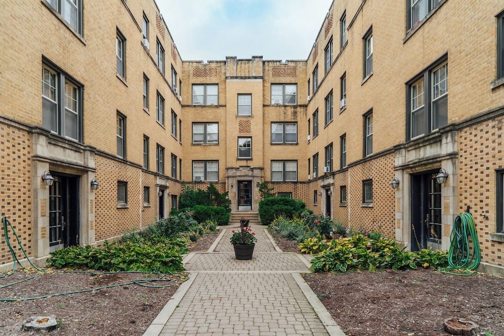 1BR Modern Apt - Mfield 33-G