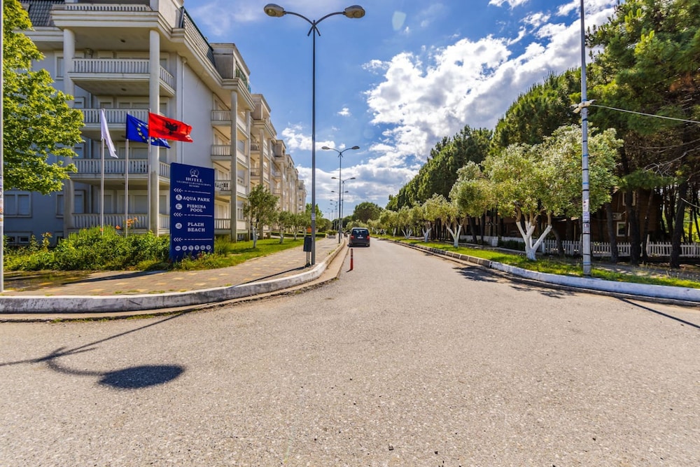 Velipoja Beach Apartment