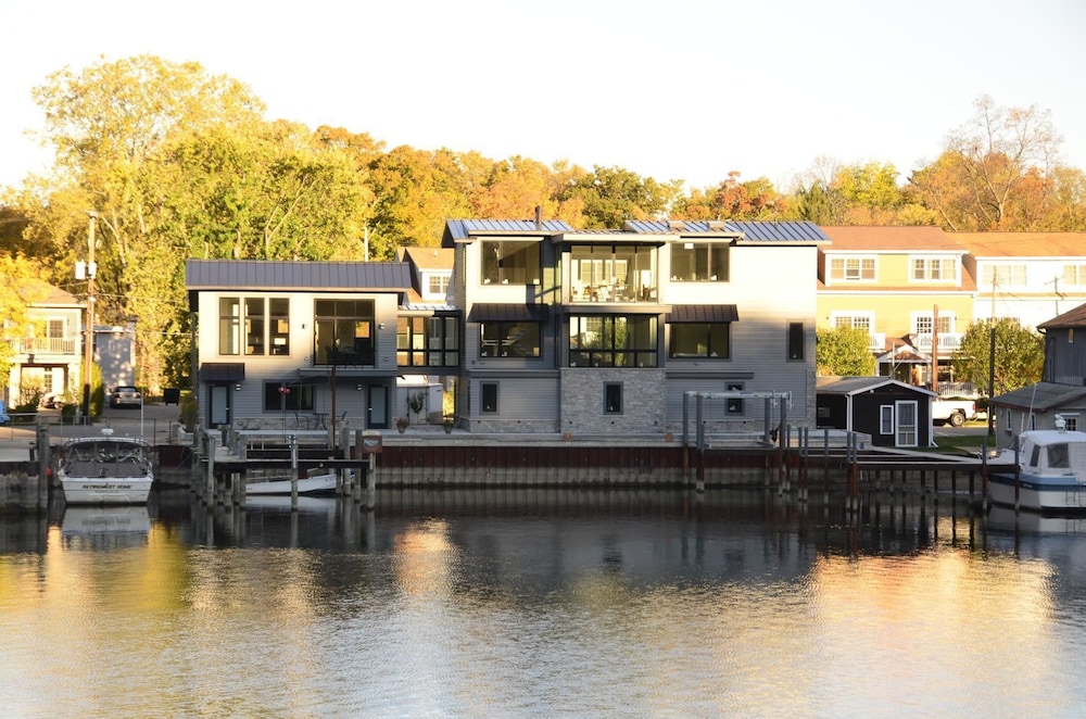 Landings Condos