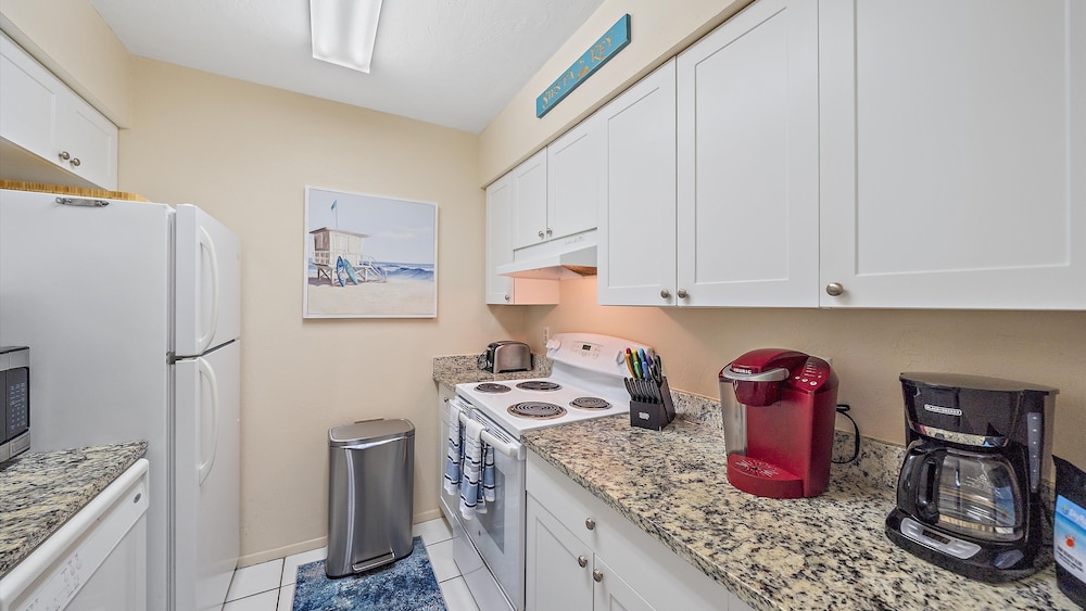 White Sands On Siesta 1 Bedroom Condo