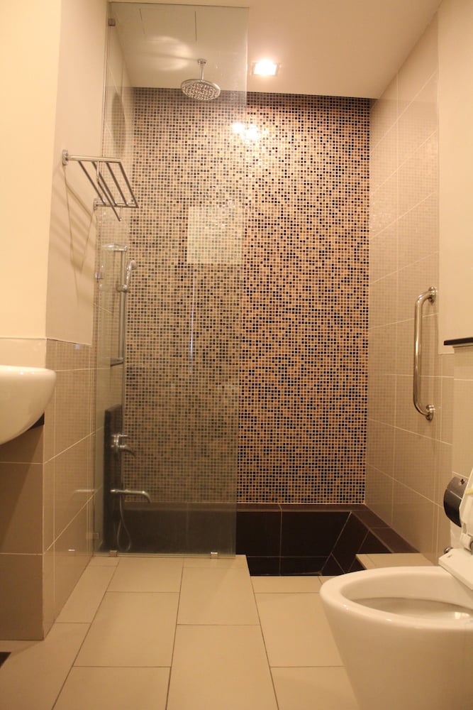 Room Space Bukit Bintang