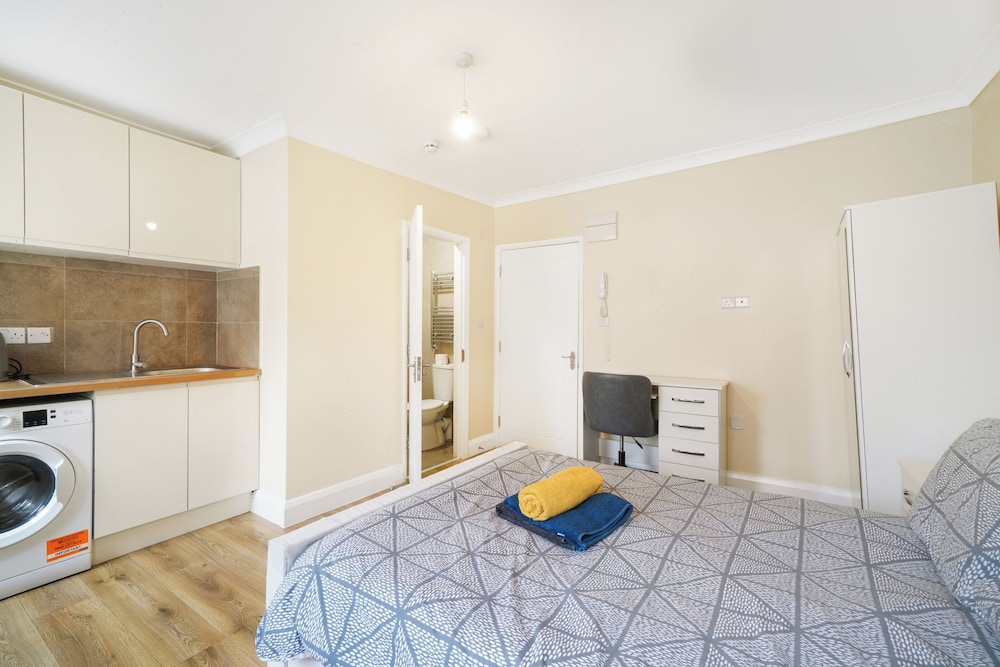 Central London Chic Apartment - York Street Gem