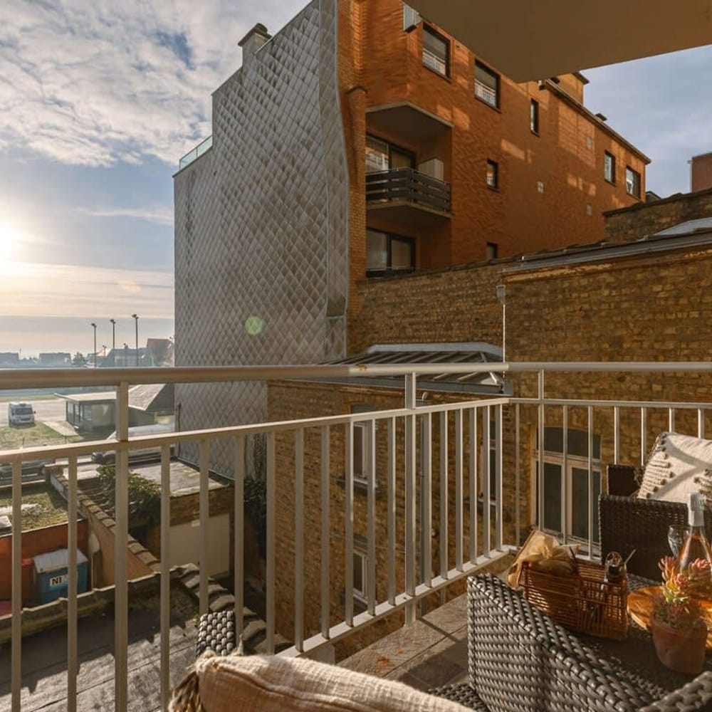 Charming Studio With Terrace Nearby the Beach