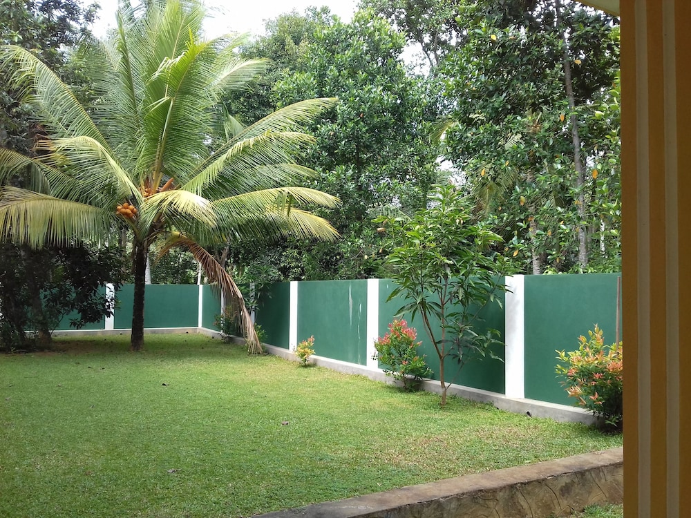 Vinses Villa in Hikkaduwa