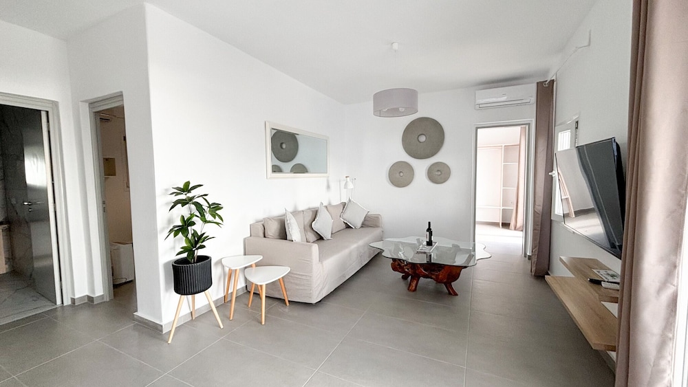Amperian Mykonos Suites & Villas