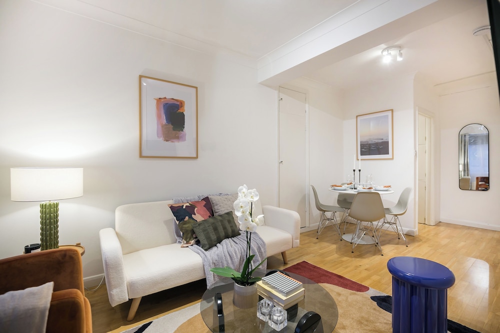Perfectly Located Apartment Above Tube Station