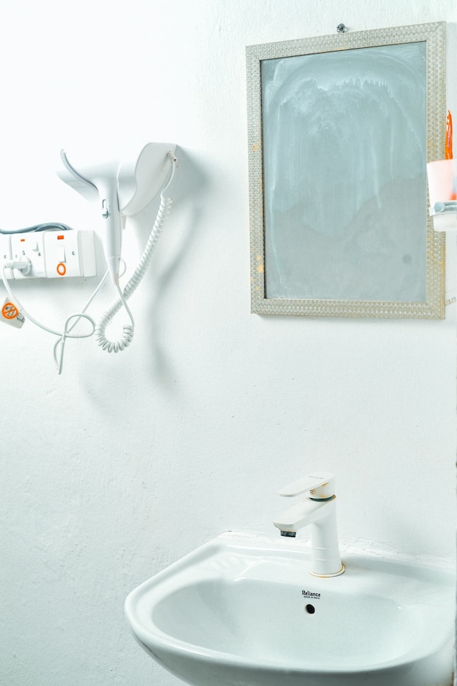 Breflection Spa and Hostel