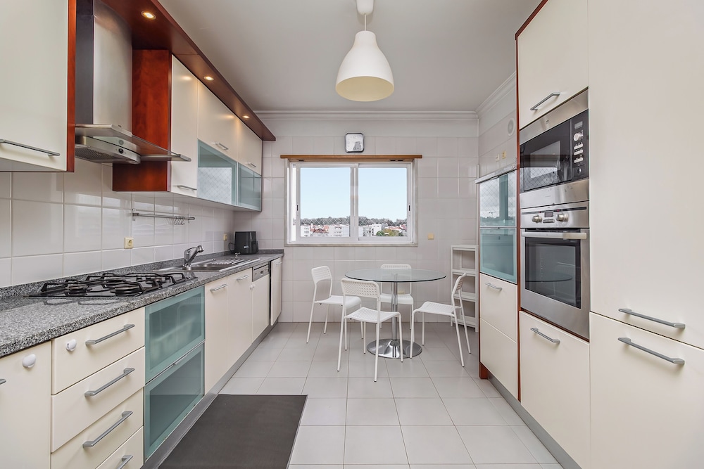 Stylish Stay in Lisbon-Scenic Views
