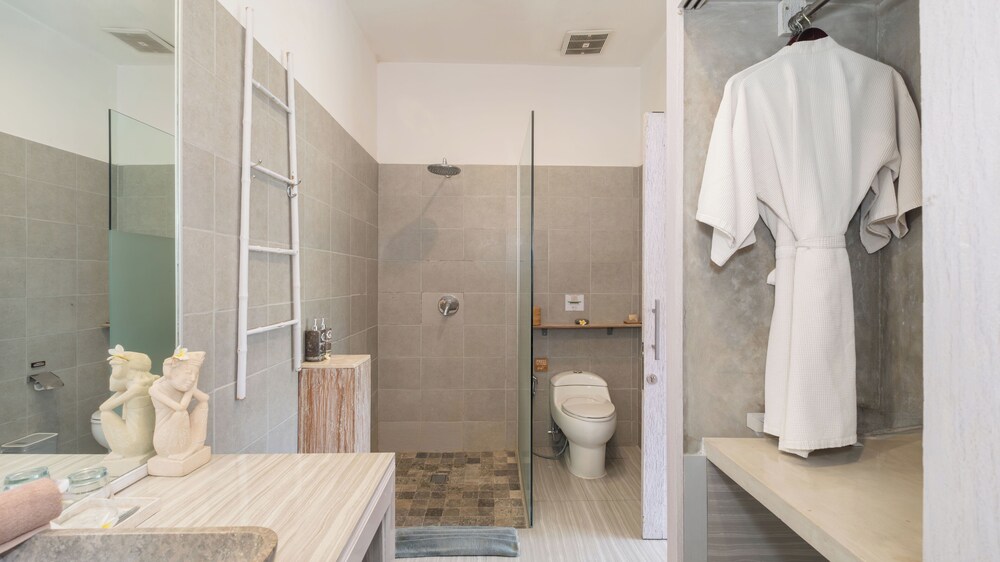 Villa Larimar by Villa Finder