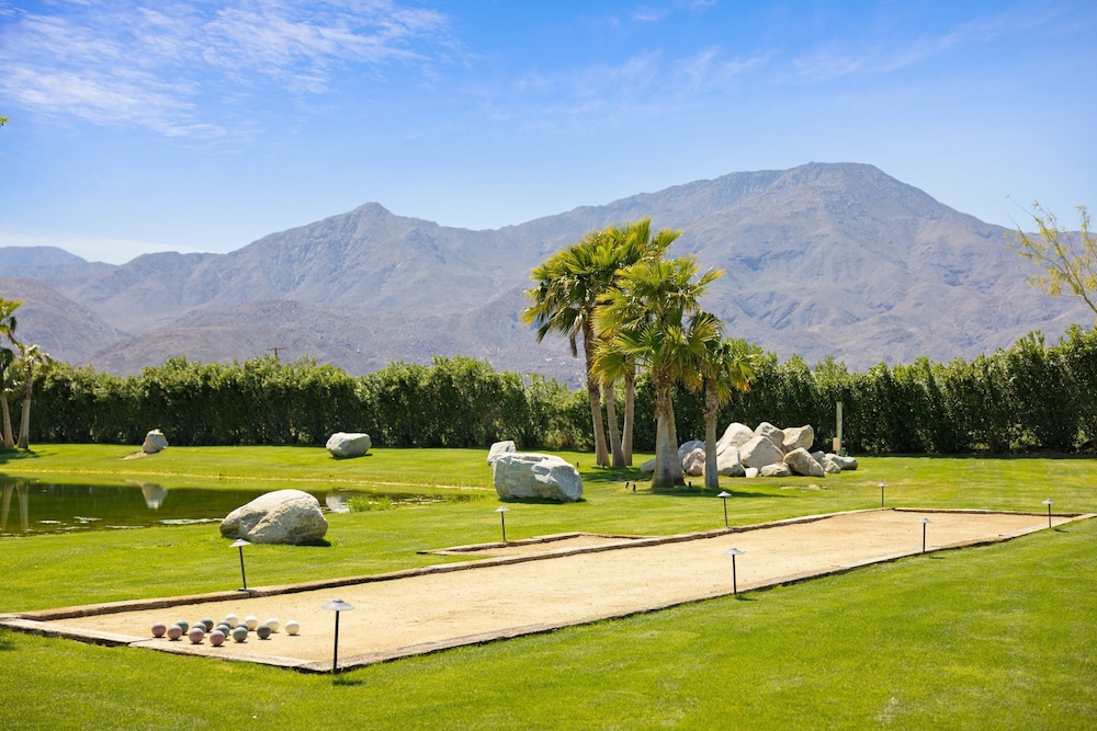 Buena Vista by Avantstay Massive Outdoor Oasis w/ Pool, Spa Firepit! - Property Image 13