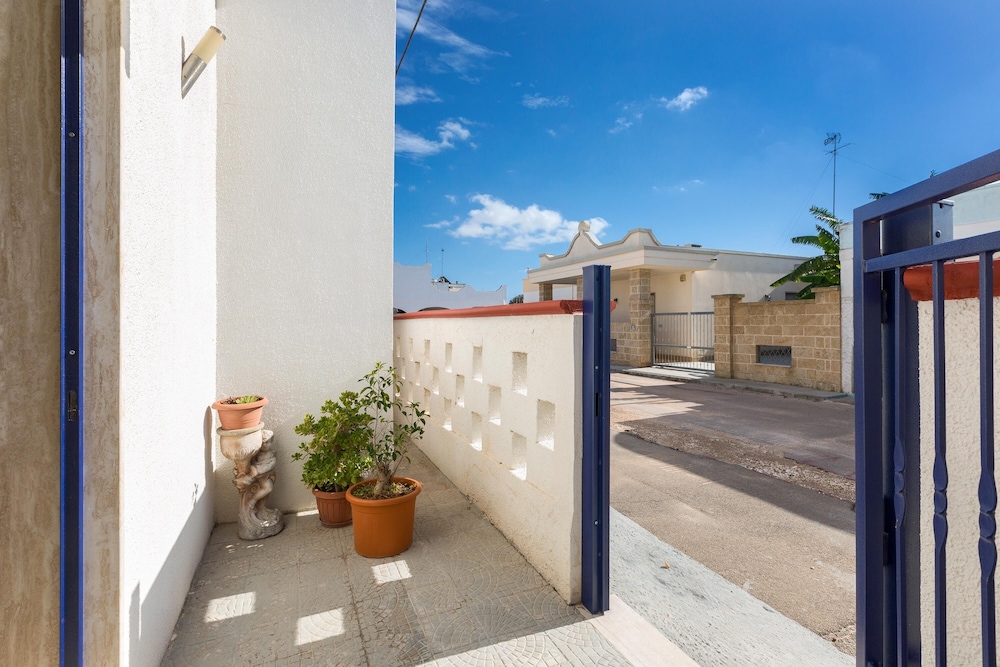 Villa Poseidon view 4