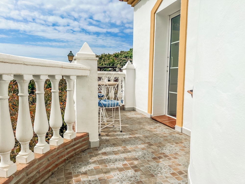 Cd-2253 Two Bedroom Villa With Pool in Frigillana