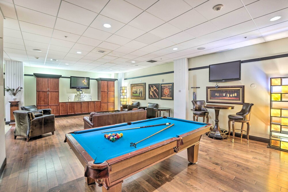 Heart of Dtwn Omaha: Historical Apt w/ Perks view 2