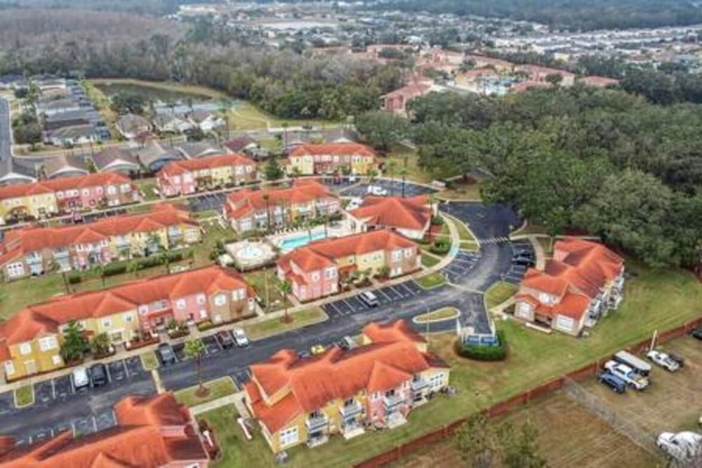 Lake Berkley 4BR Villa - Near Disney & Pool
