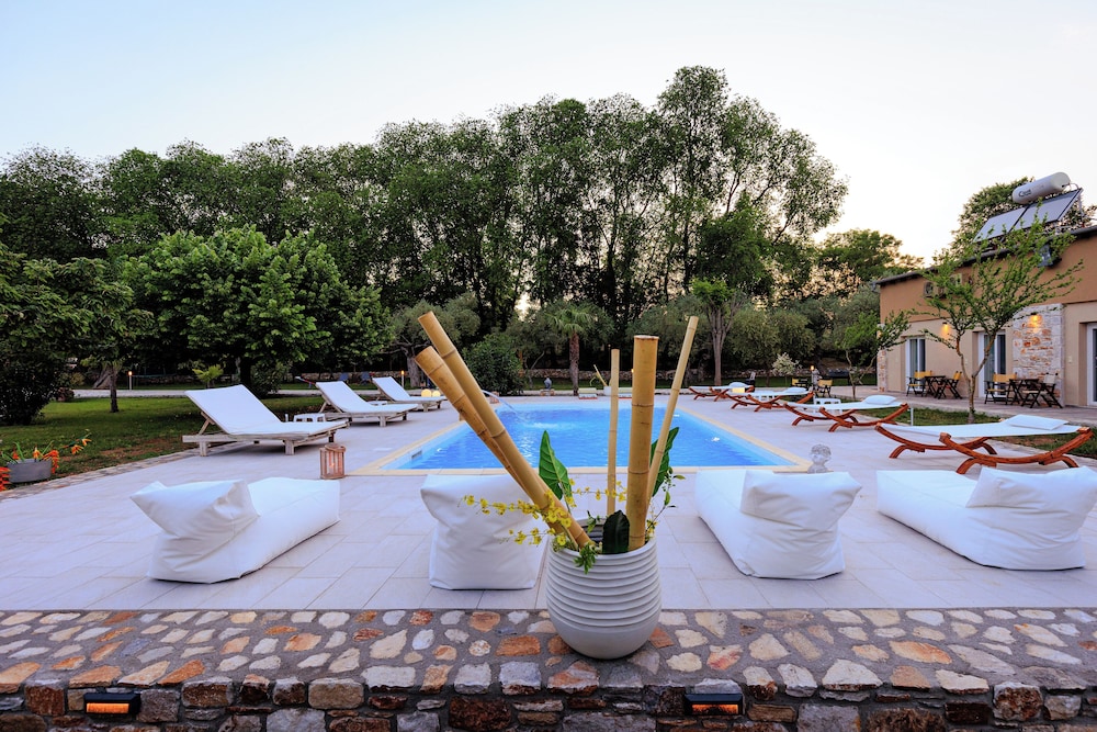 Natura Bungalows