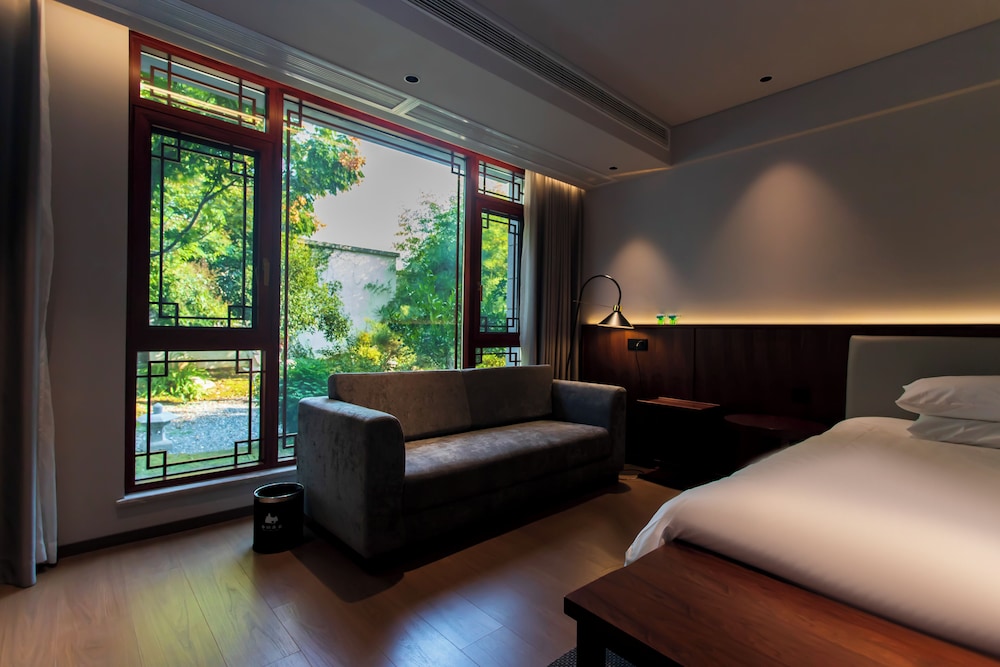 Wu Yi Creekside Homestay