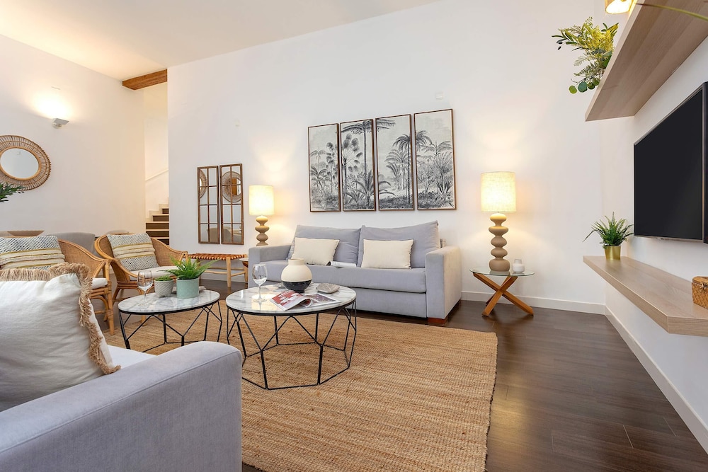 Wonderful Duplex Located in the Center of Malaga. Larios II