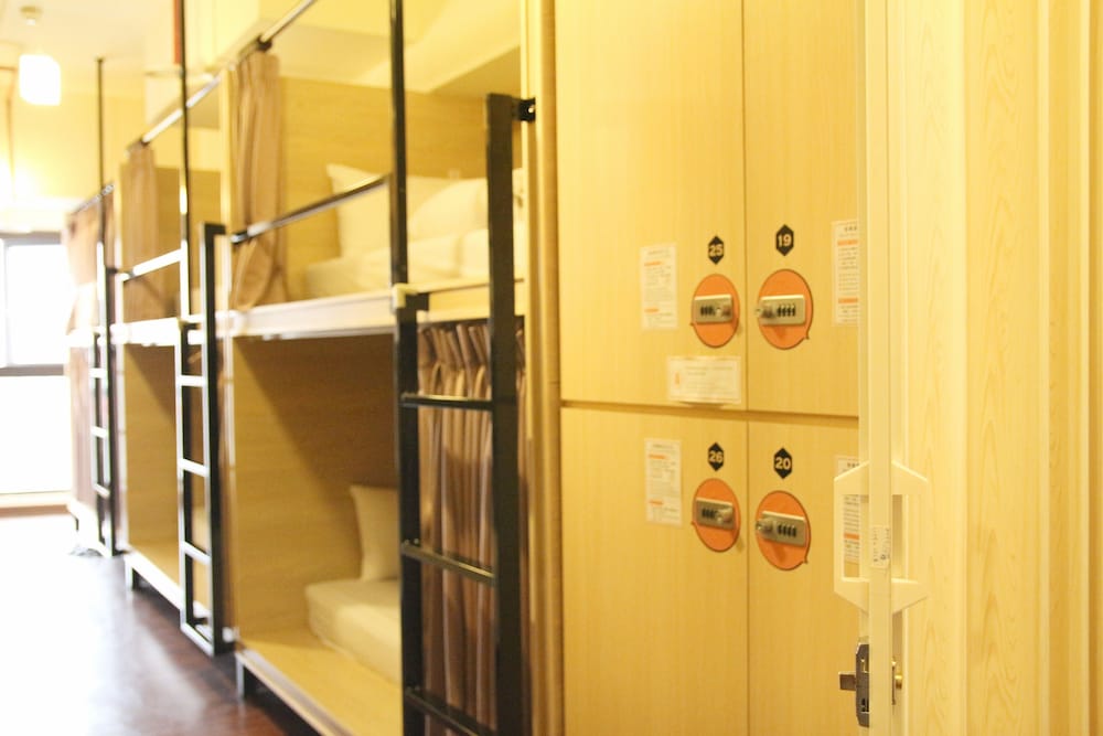 StarBox Hostel