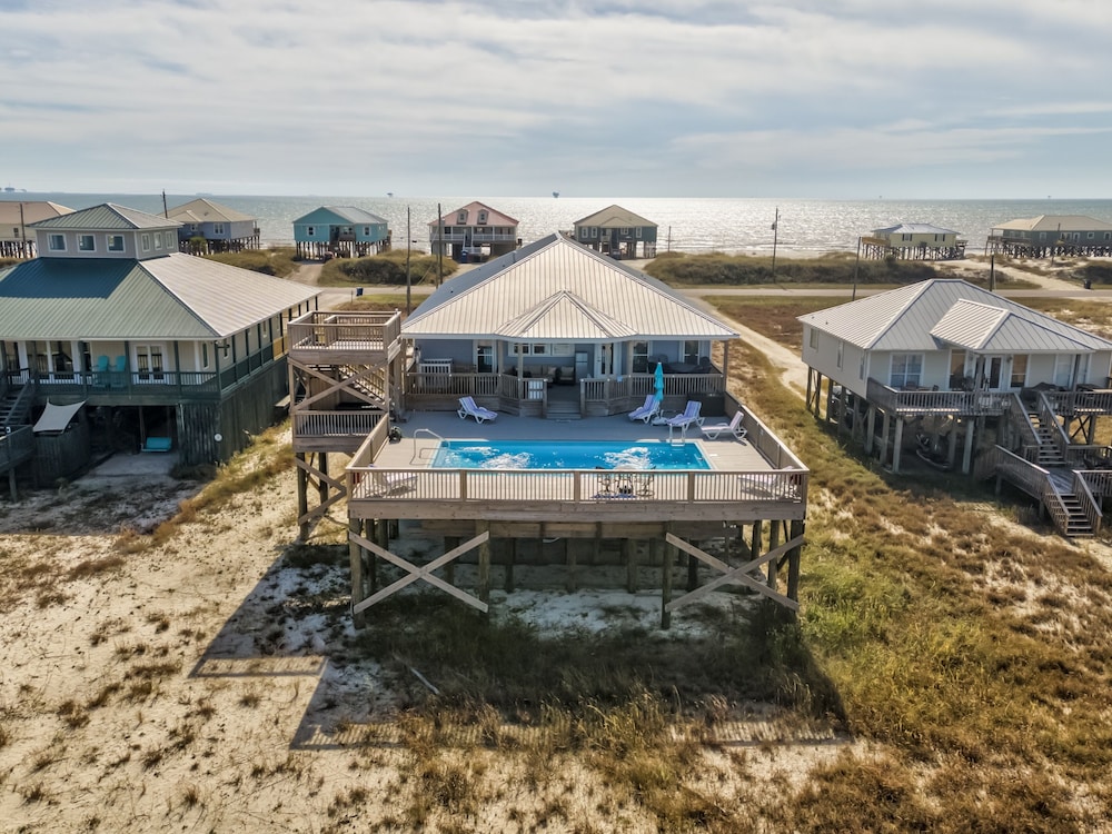 Bay Breeze - 2420 Bienville 4 Bedroom Home