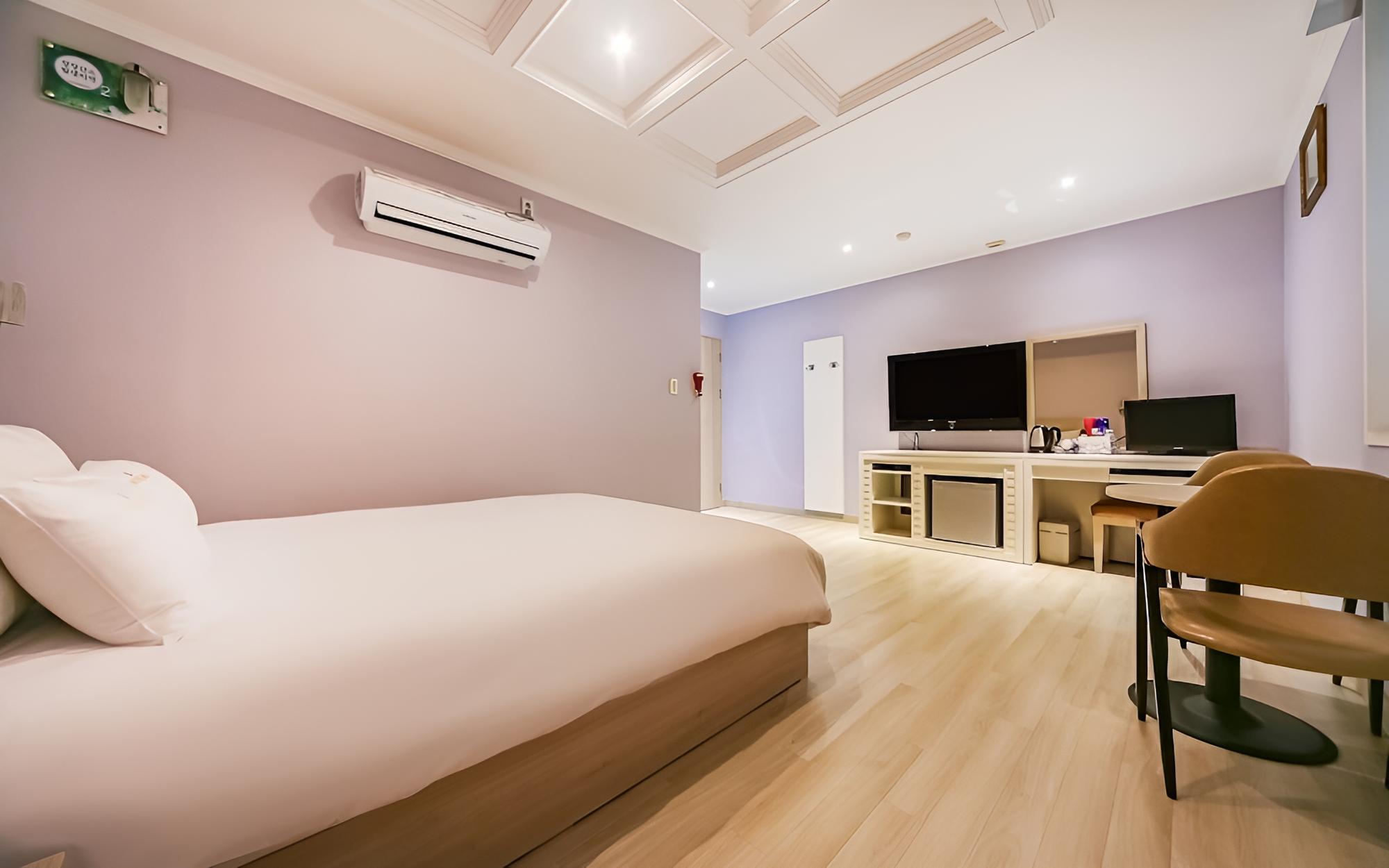 Yeongju Wiz Hotel view 5