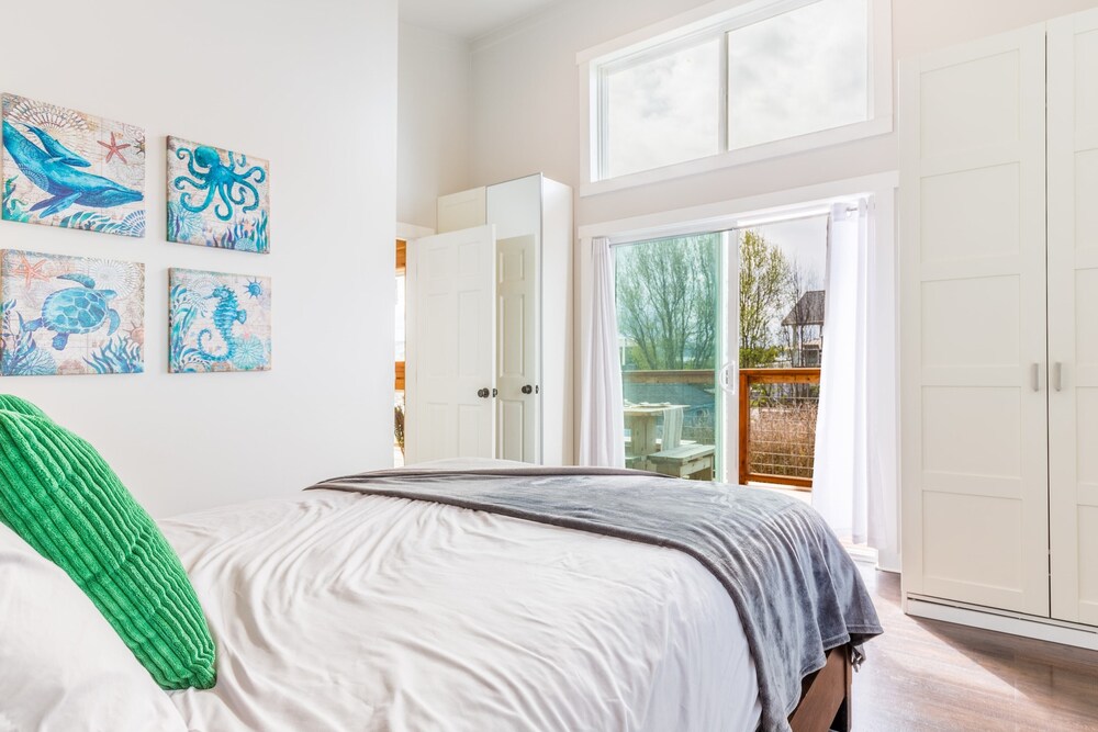 Chateau Coho by Avantstay Easy Beach Access view 5