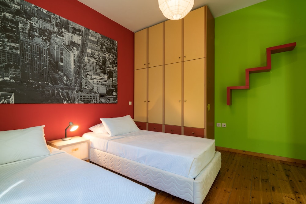 Nina Residence