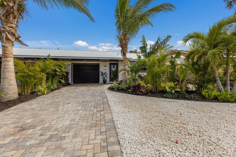 83rd St Villas West 2 Bedroom Villa
