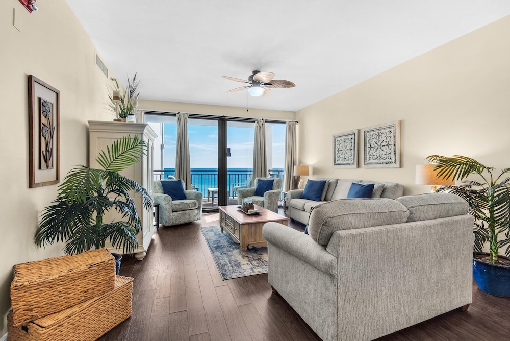 Navarre Towers 805