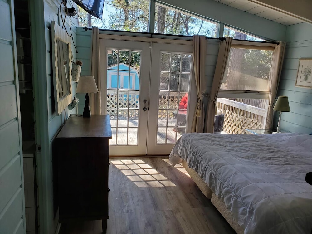 Carolina Street 200