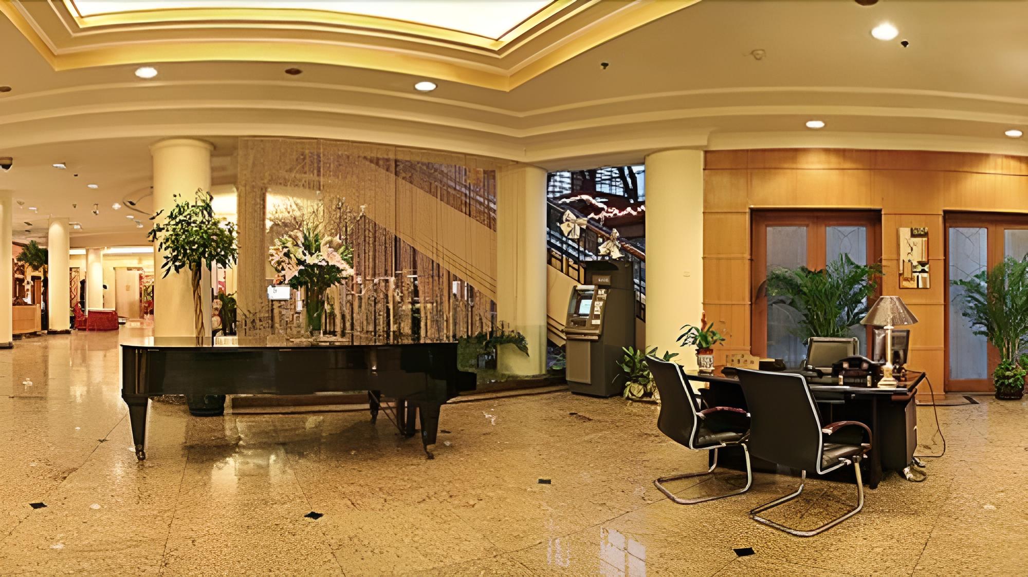 Shanghai Hotel