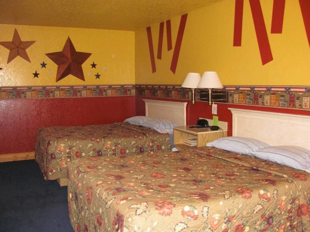 Earth Inn Motel
