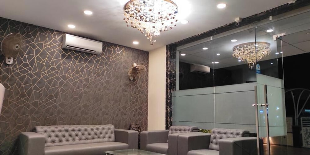 HOTEL ATHARVA