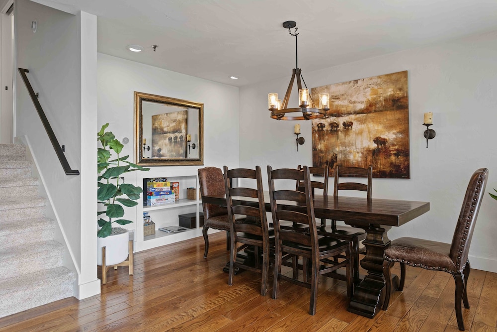 1733 - Daystar Three Bedroom with Spa 3 Condo