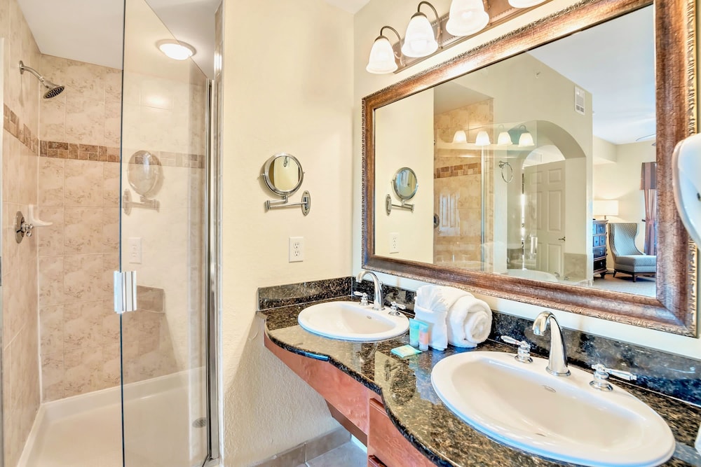Upstay Family Condo at Resort w Spa and Piratepool