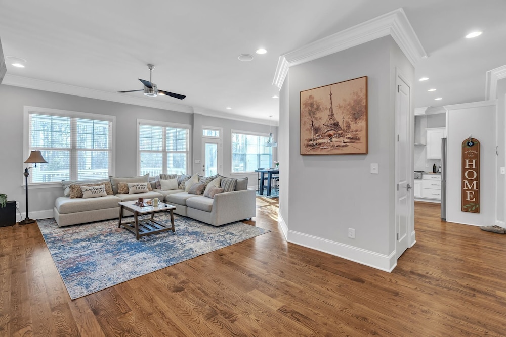 Durham Retreat Games, Exercise, And Relaxation 5 Bedroom Home