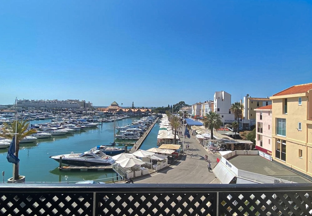 Penthouse Duplex Marina Plaza by Hsrentals Vilam