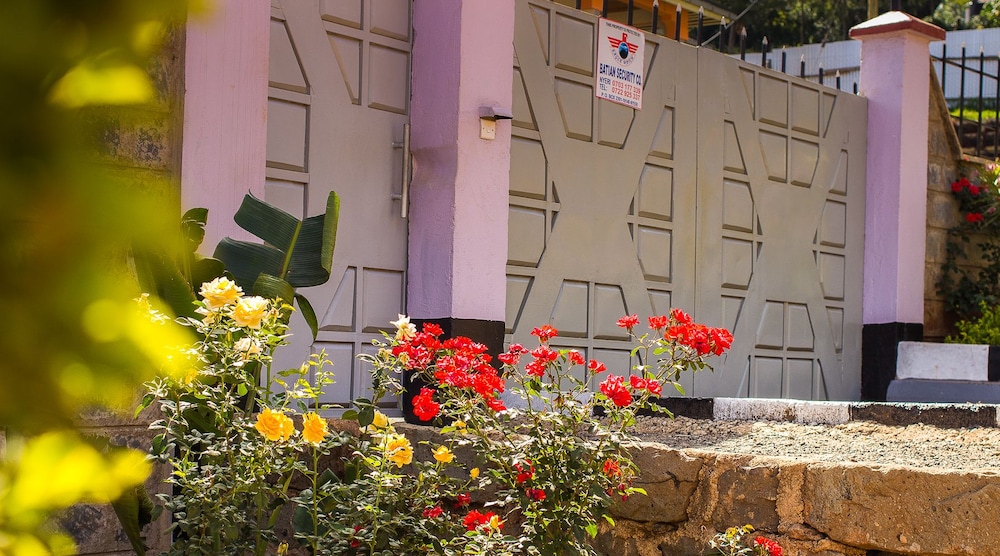 Kuniville Guest House