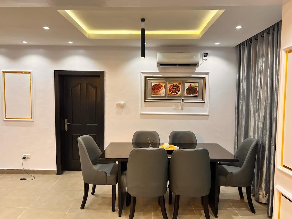 Service Apartment Hub