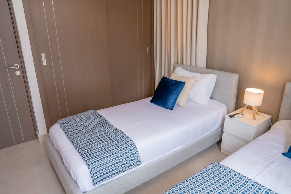 Ziba B06 NOK Classy 3BR Villa by Vistacana Rentals