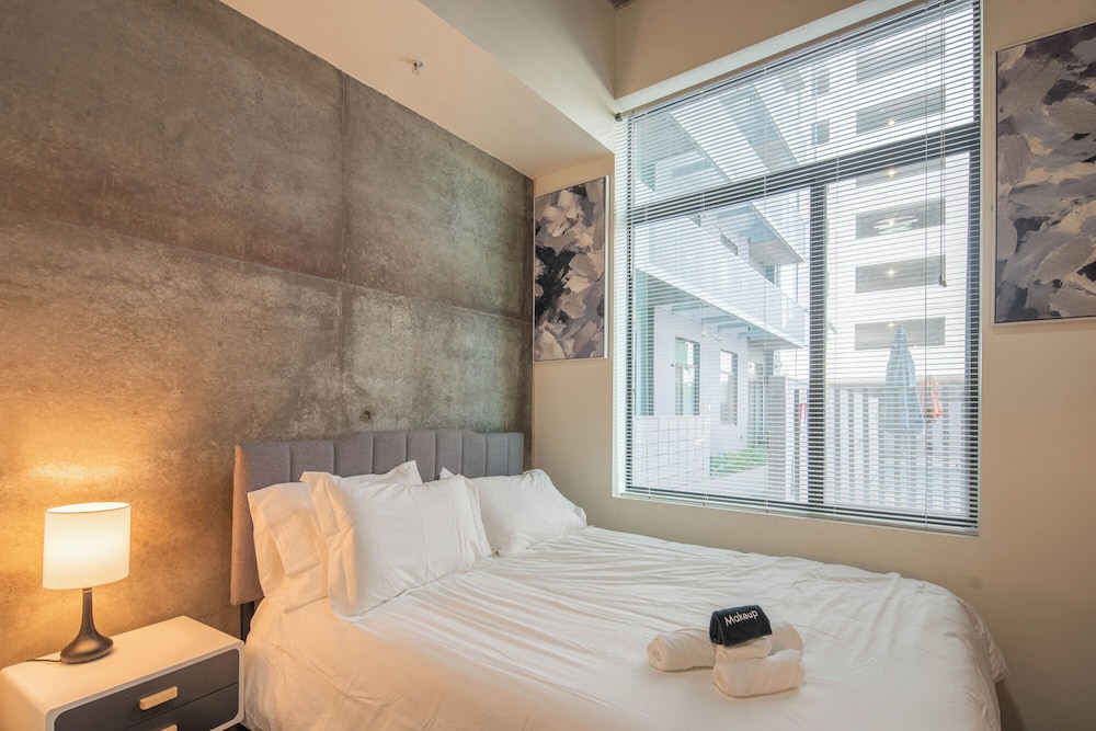 ROVE LIVING/KL - Roosevelt Point