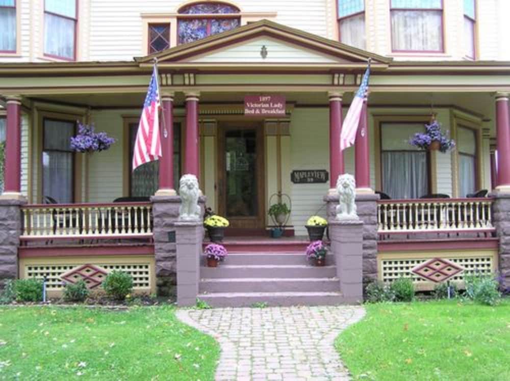 1897 Beekman House