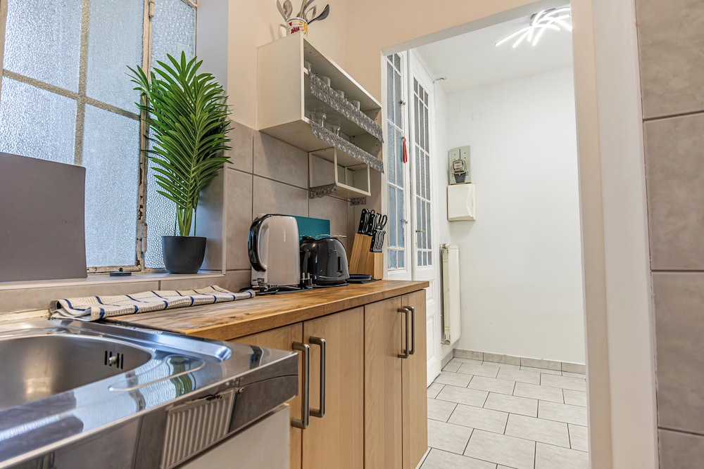 1BR Apt Smart TV Fully Equipped Longstay