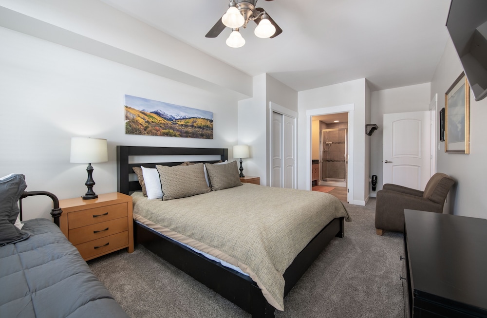 Winter Park CO Resort Lodging - Fraser Crossing/Founders Pointe