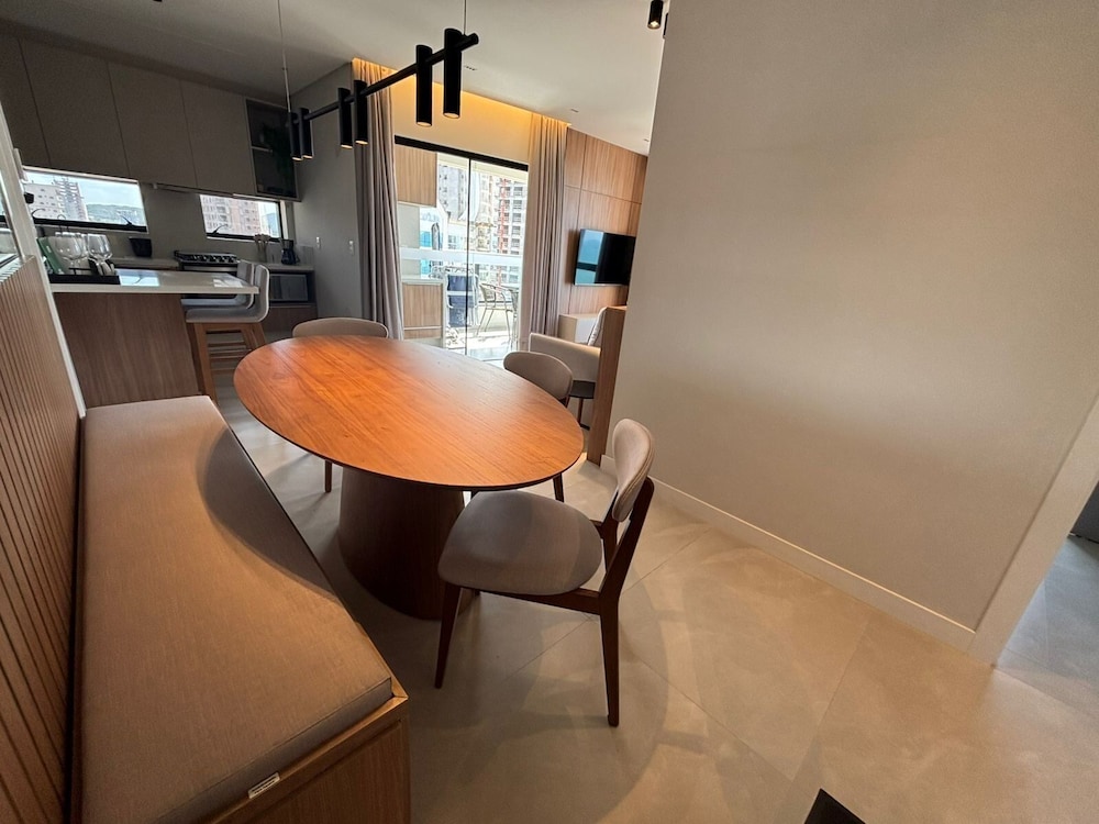 Partial Ocean View Apt w/ Barbecue Grill Axp1301
