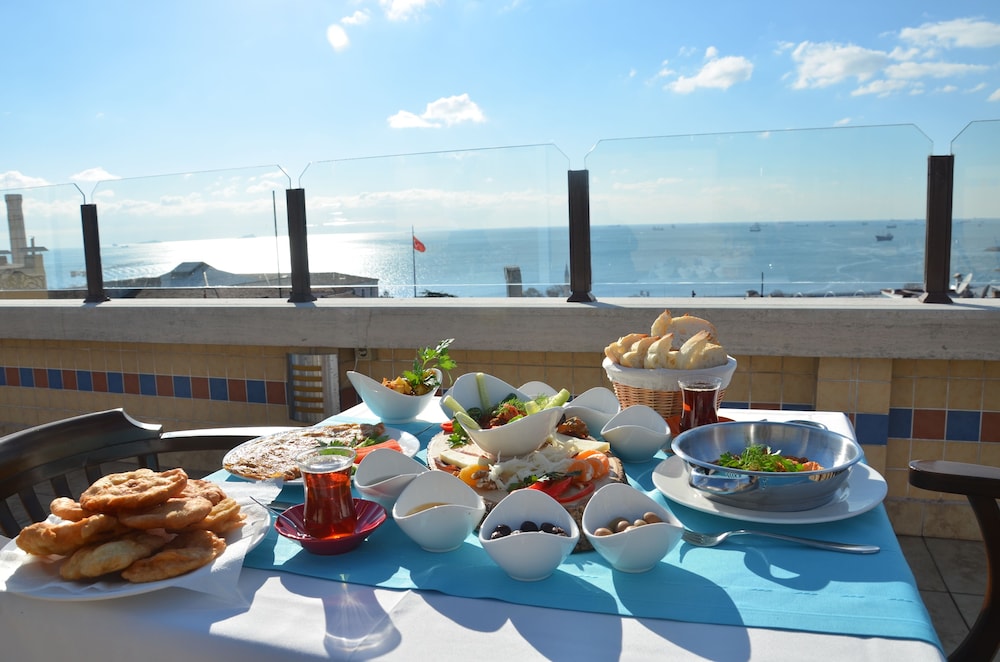 Fehmi Bey Otel - Image 25