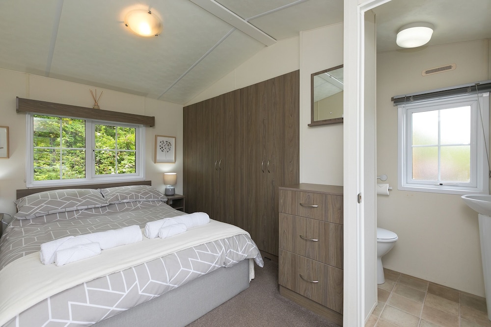 Lazy Lodge