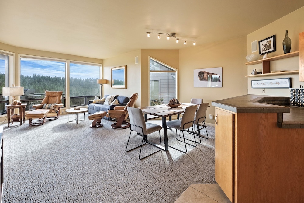River Ridge 323a 1 Bedroom Home